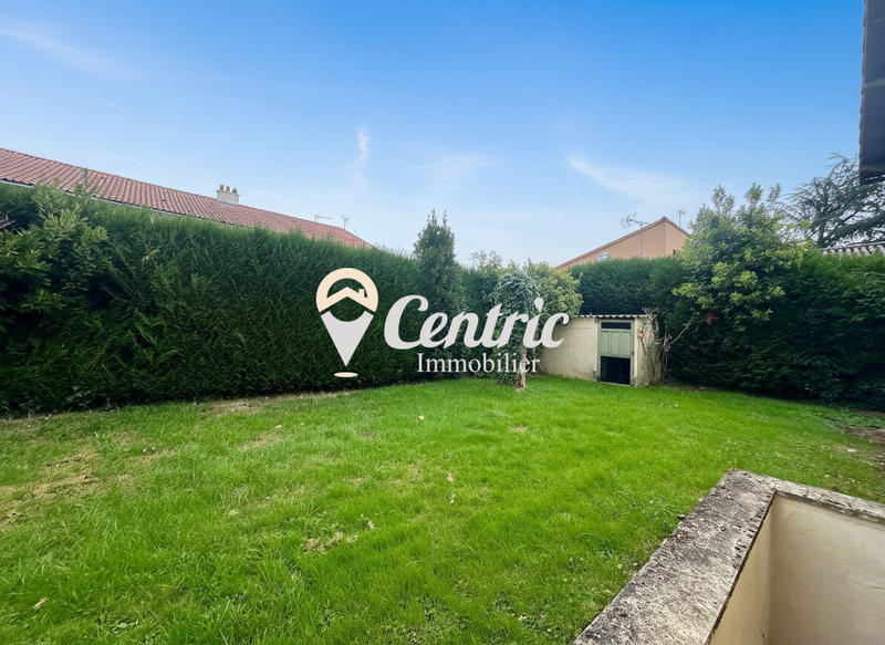 Maison - 95 m² - 5 pièces