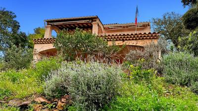 Maison - 114 m² - 5 pièces