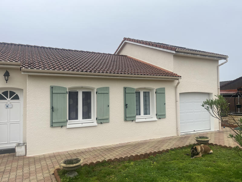 Maison - 96 m² - 4 pièces