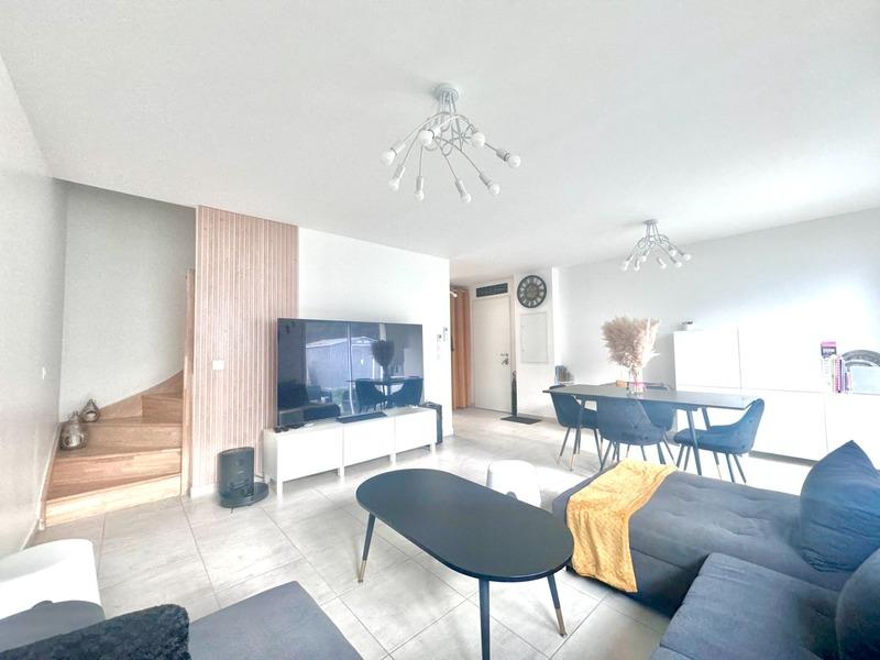 Maison - 101 m² - 6 pièces