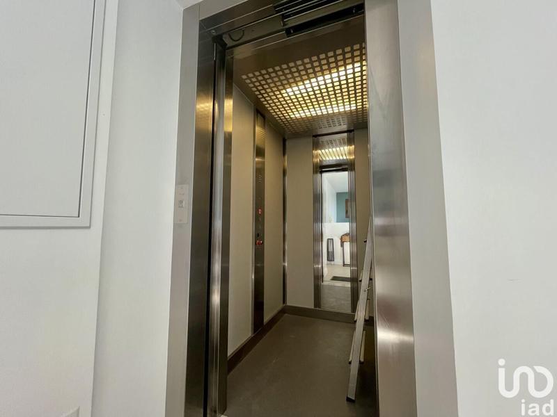 Maison - 250 m² - 6 pièces