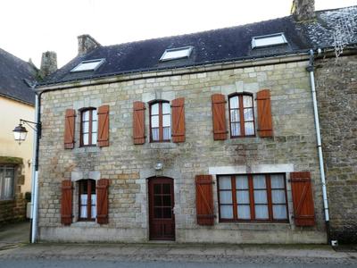 Maison en pierre - 142 m² - 8 pièces