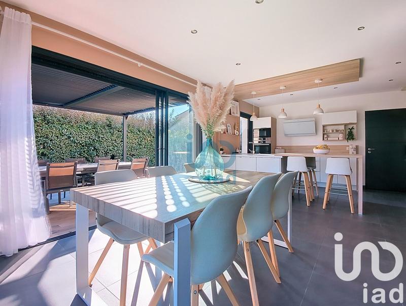 Maison - 103 m² - 4 pièces