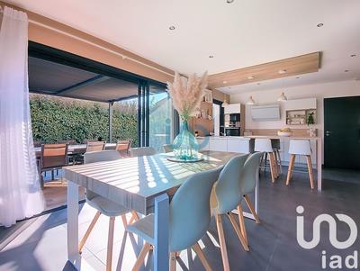 Maison - 103 m² - 4 pièces