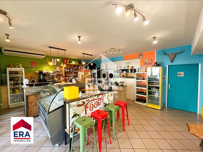 Local commercial - 474 m² - 18 pièces