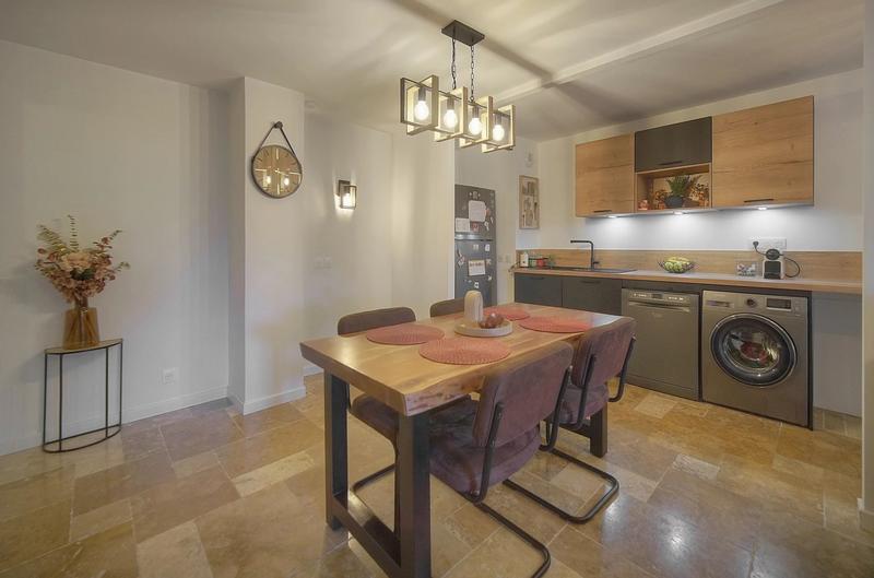 Appartement - 67 m² - 3 pièces