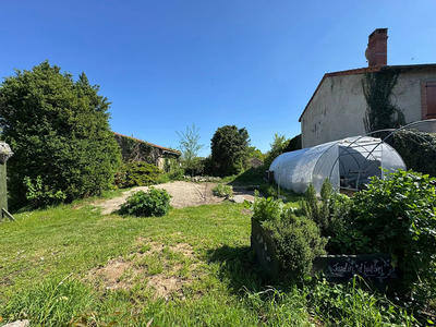 Maison - 137 m² - 6 pièces