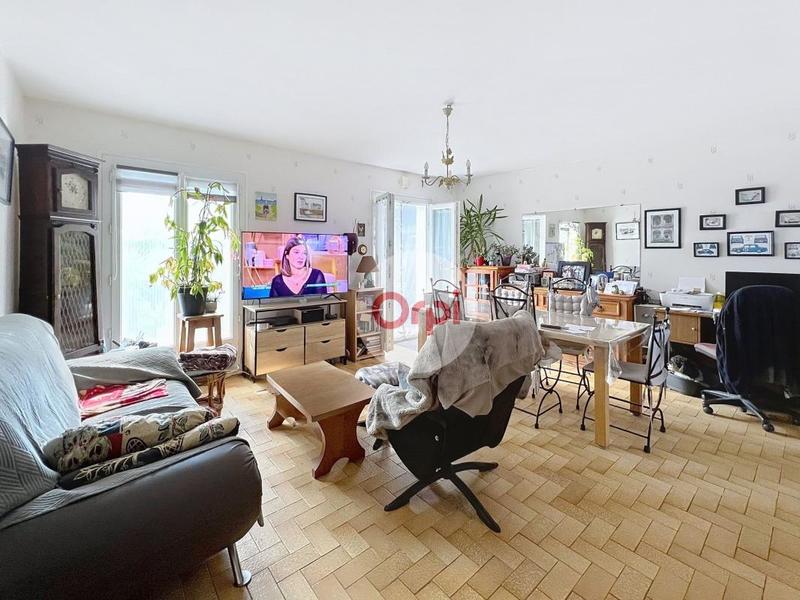 Maison - 89 m² - 6 pièces