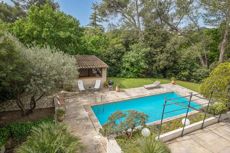 Maison - 182 m² - 5 pièces