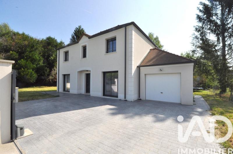 Maison - 141 m² - 6 pièces