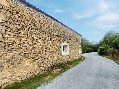 Maison de village - 85 m² - 3 pièces
