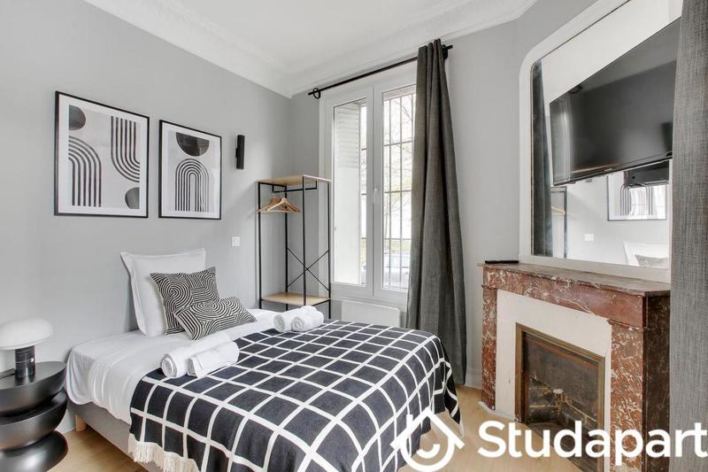 Chambre - 11 m² - 1 pièce