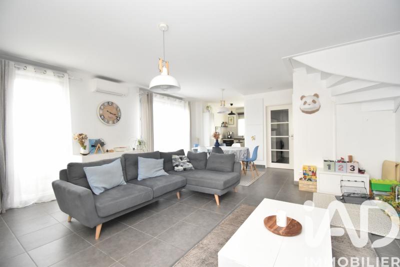 Maison - 92 m² - 4 pièces