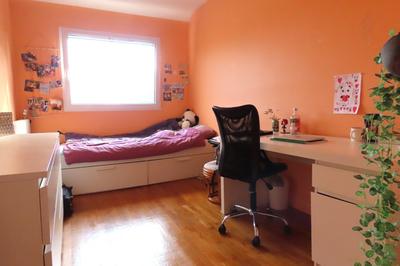 Maison - 198 m² - 7 pièces