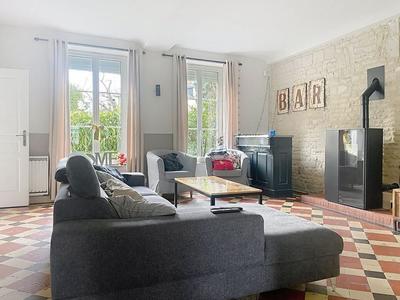 Maison en pierre - 155 m² - 7 pièces