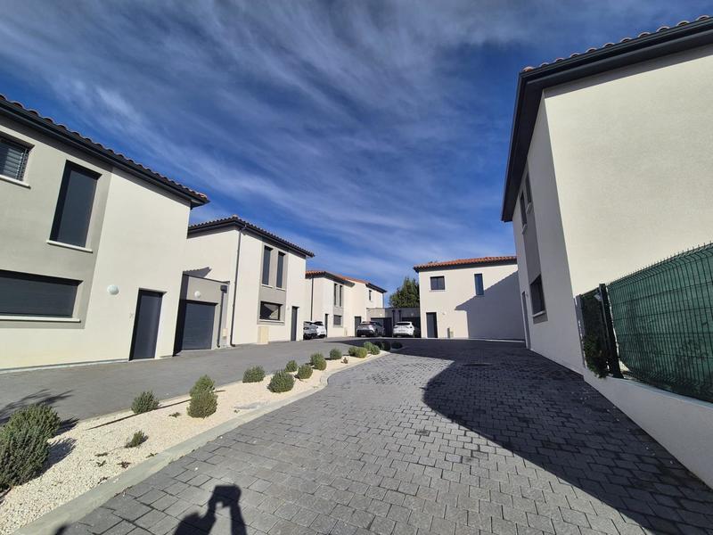 Maison - 84 m² - 4 pièces