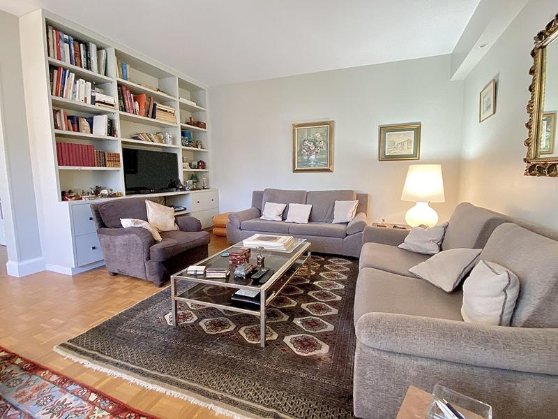 Appartement - 140 m² - 5 pièces