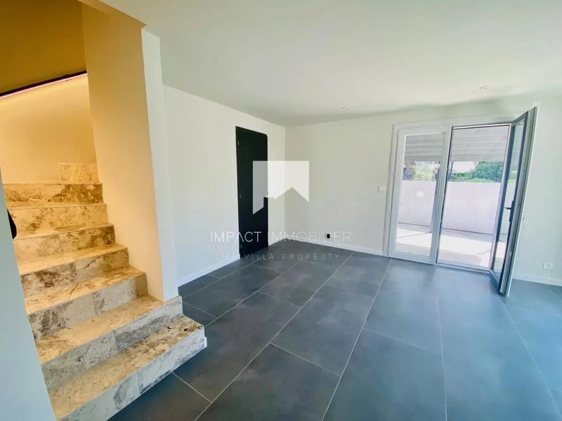 Maison - 160 m² - 7 pièces