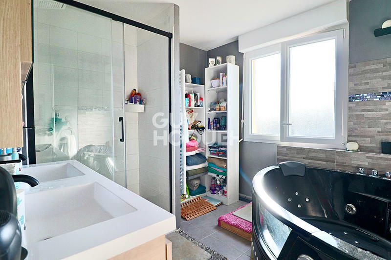 Maison - 125 m² - 6 pièces