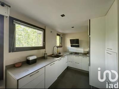 Appartement - 95 m² - 3 pièces