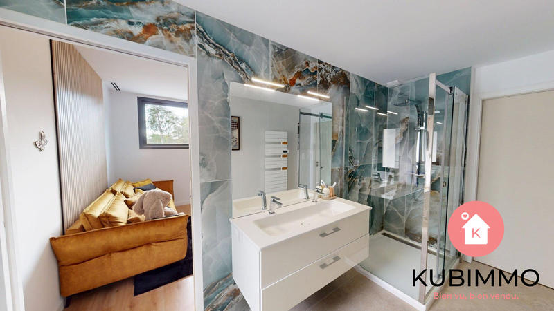 Maison - 207 m² - 6 pièces