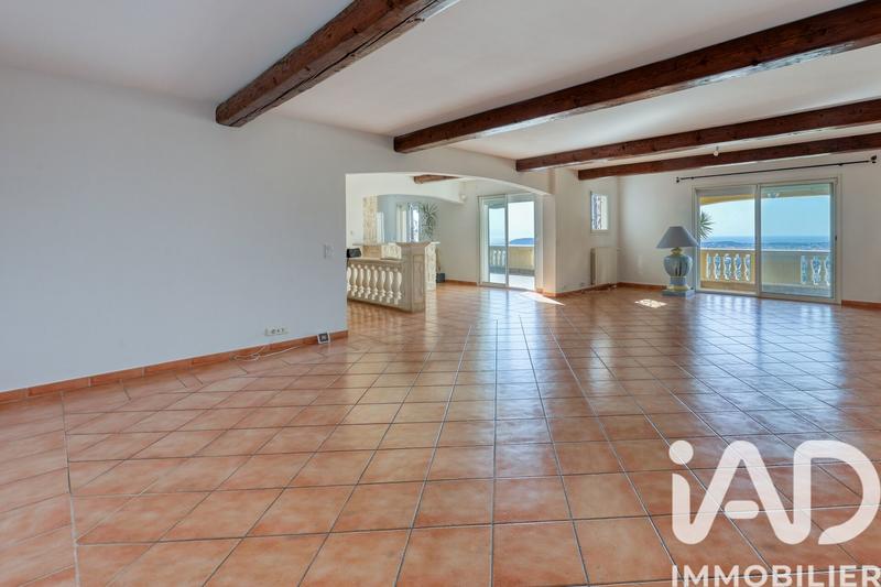 Maison - 156 m² - 5 pièces