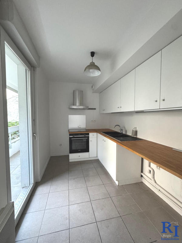 Appartement - 102 m² - 5 pièces