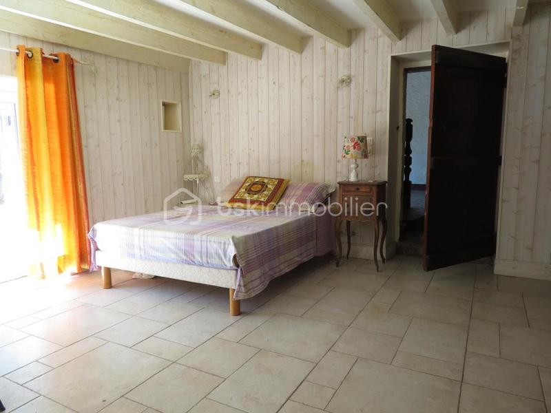 Longère - 232 m² - 6 pièces