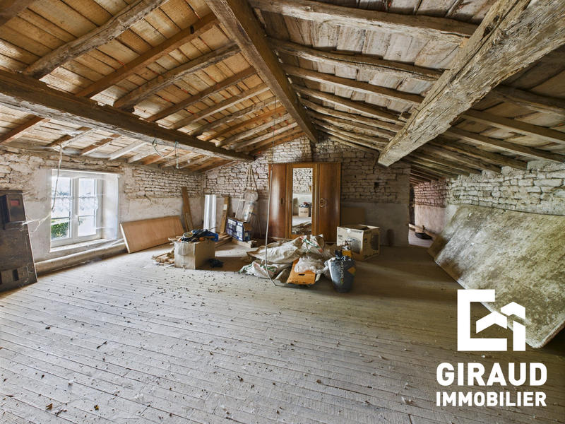 Maison - 157 m² - 7 pièces