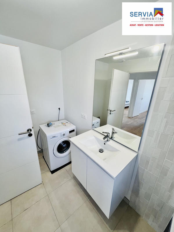 Maison traditionnelle - 86 m² - 4 pièces