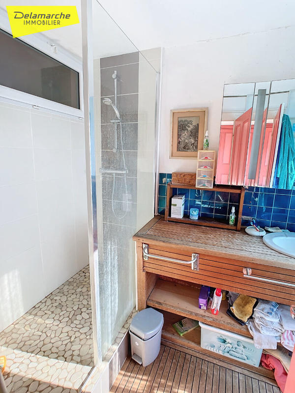 Maison - 205 m² - 6 pièces