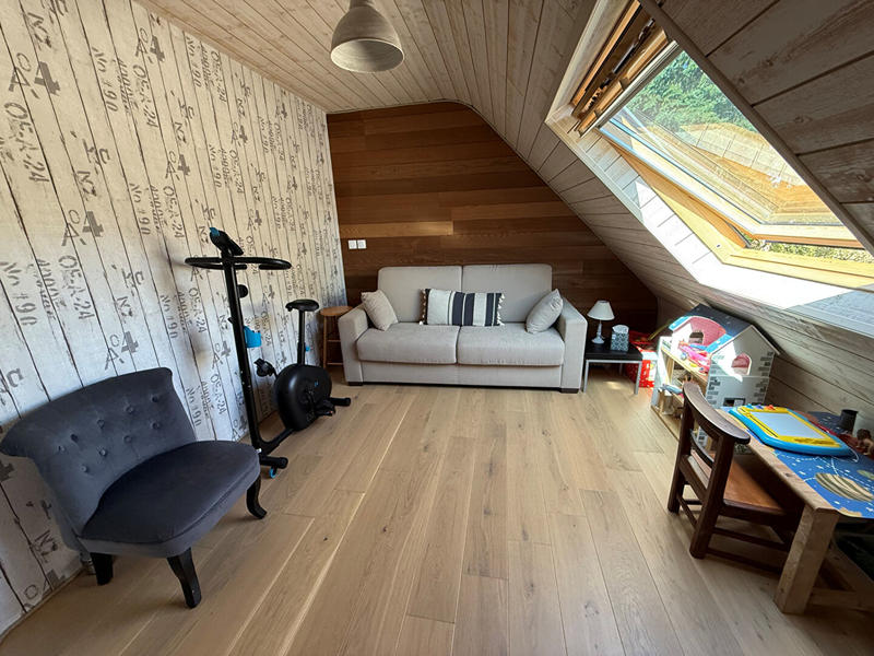 Maison - 110 m² - 4 pièces