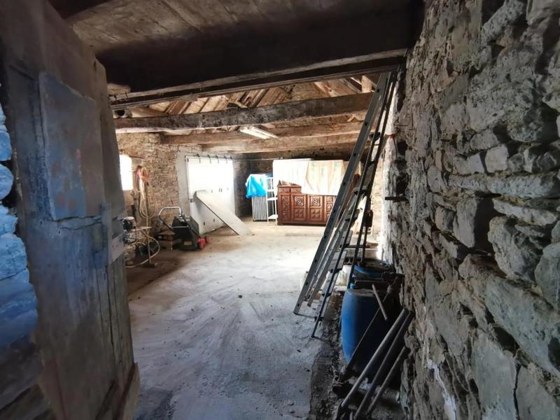 Demeure - 182 m² - 10 pièces