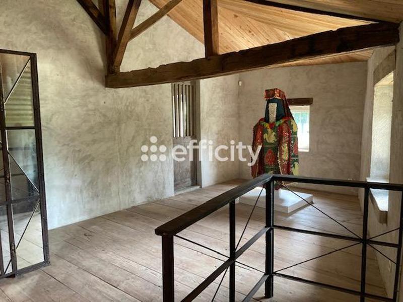 Immeuble - 840 m² - 18 pièces