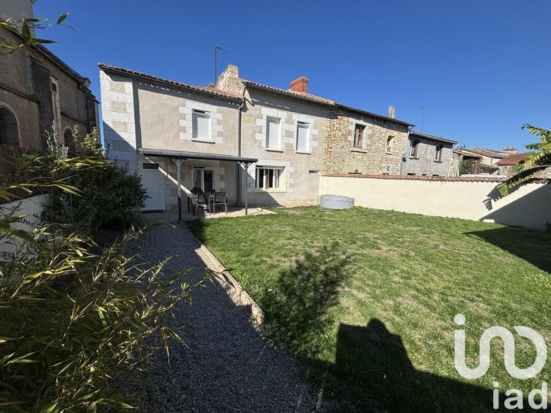 Maison - 98 m² - 4 pièces