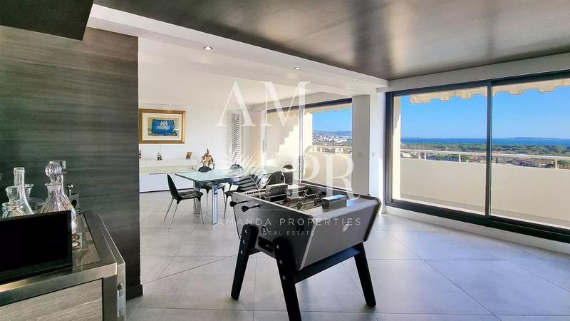 Appartement - 200 m² - 4 pièces