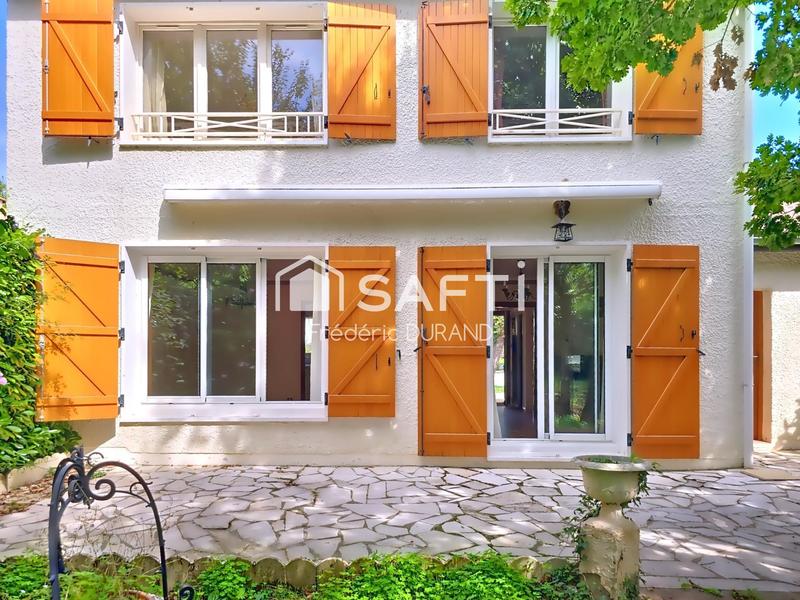 Maison - 94 m² - 5 pièces