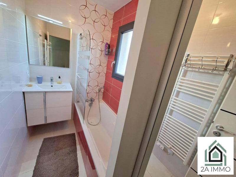 Villa - 110 m² - 5 pièces