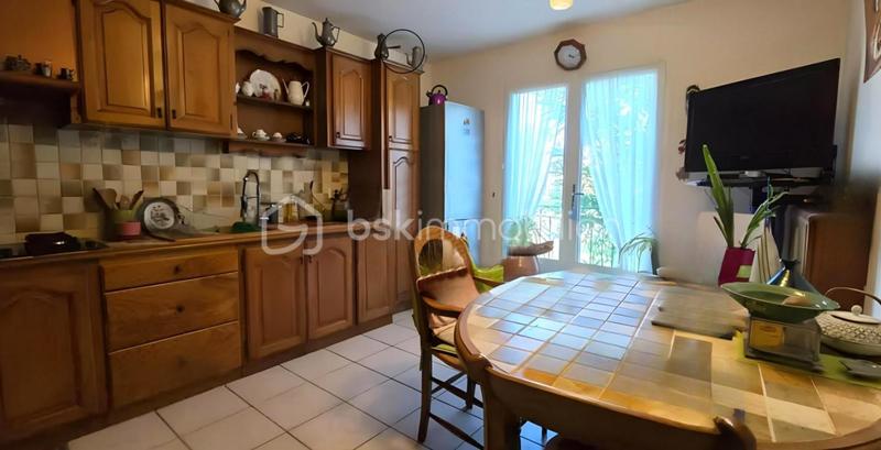 Maison - 185 m² - 7 pièces