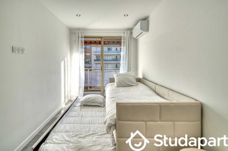 Appartement - 60 m² - 2 pièces