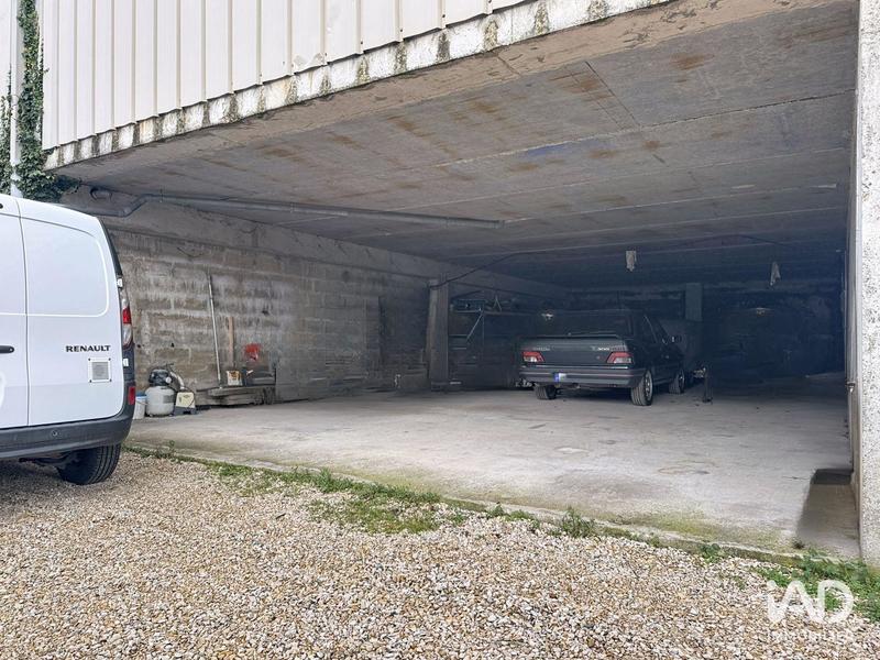 Local commercial - 824 m²