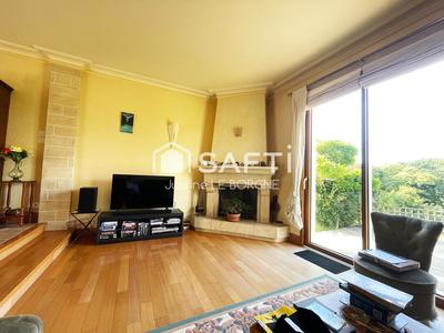 Maison - 131 m² - 7 pièces