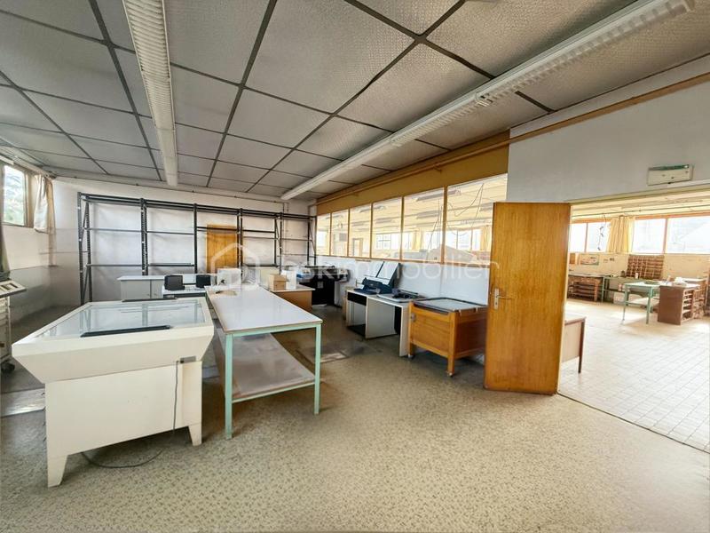 Immeuble - 671 m² - 6 pièces