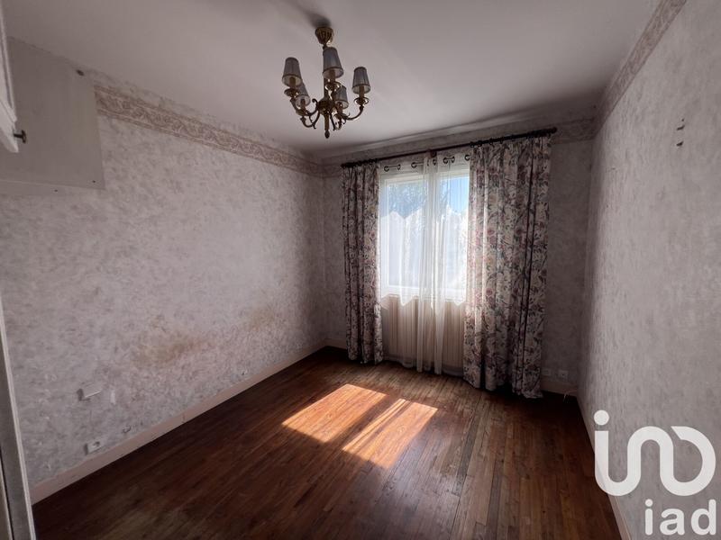 Maison - 96 m² - 5 pièces