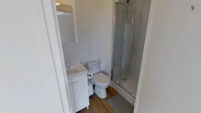 Chambre - 10 m² - 11 pièces