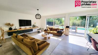 Maison - 194 m² - 6 pièces