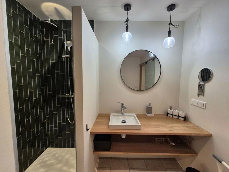 Appartement - 77 m² - 3 pièces