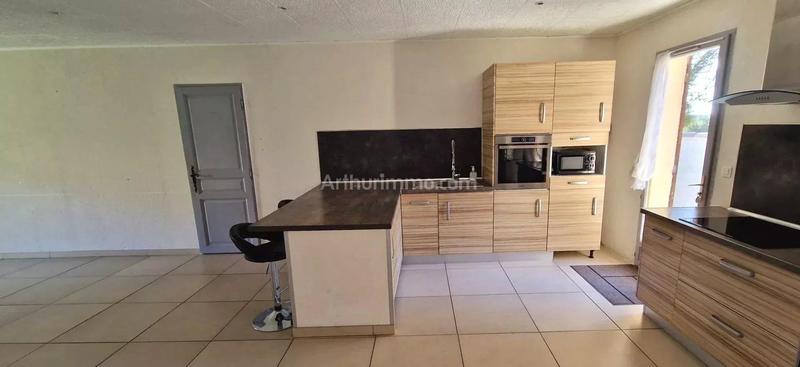 Maison - 92 m² - 4 pièces