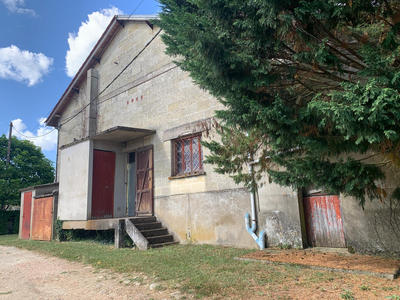 Parking / Garage - 315 m²