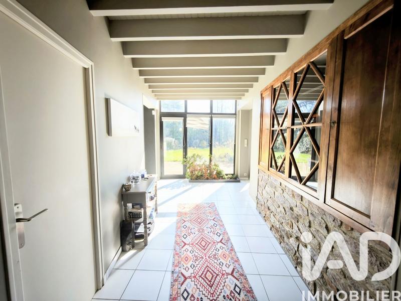 Maison de maîtres - 202 m² - 10 pièces